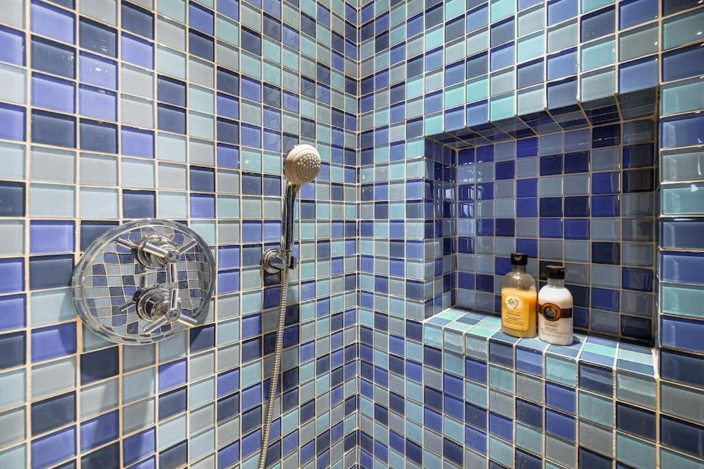 Big Stylish And Modern Apartment In Madrid Centre Kültér fotó