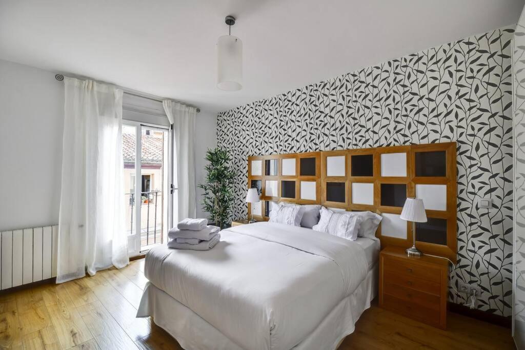Big Stylish And Modern Apartment In Madrid Centre Kültér fotó