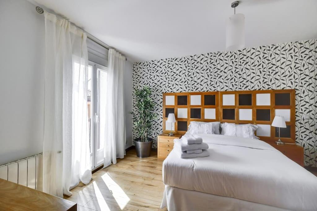 Big Stylish And Modern Apartment In Madrid Centre Kültér fotó
